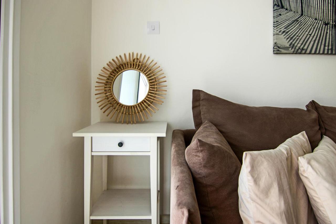 Phaedrus Living: City View Fountain Court 113 أيا نابا المظهر الخارجي الصورة