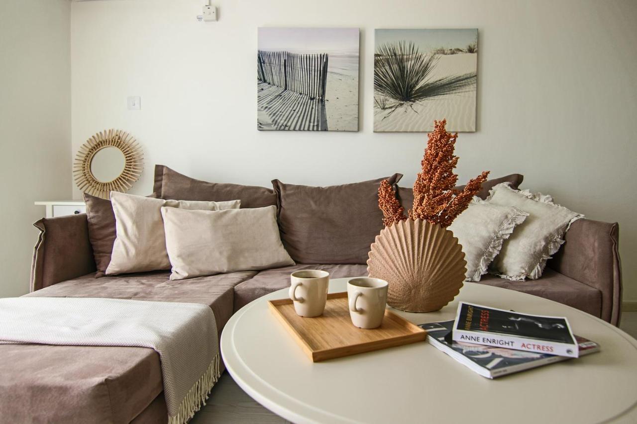 Phaedrus Living: City View Fountain Court 113 أيا نابا المظهر الخارجي الصورة